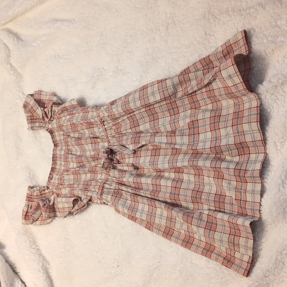 Girls dress